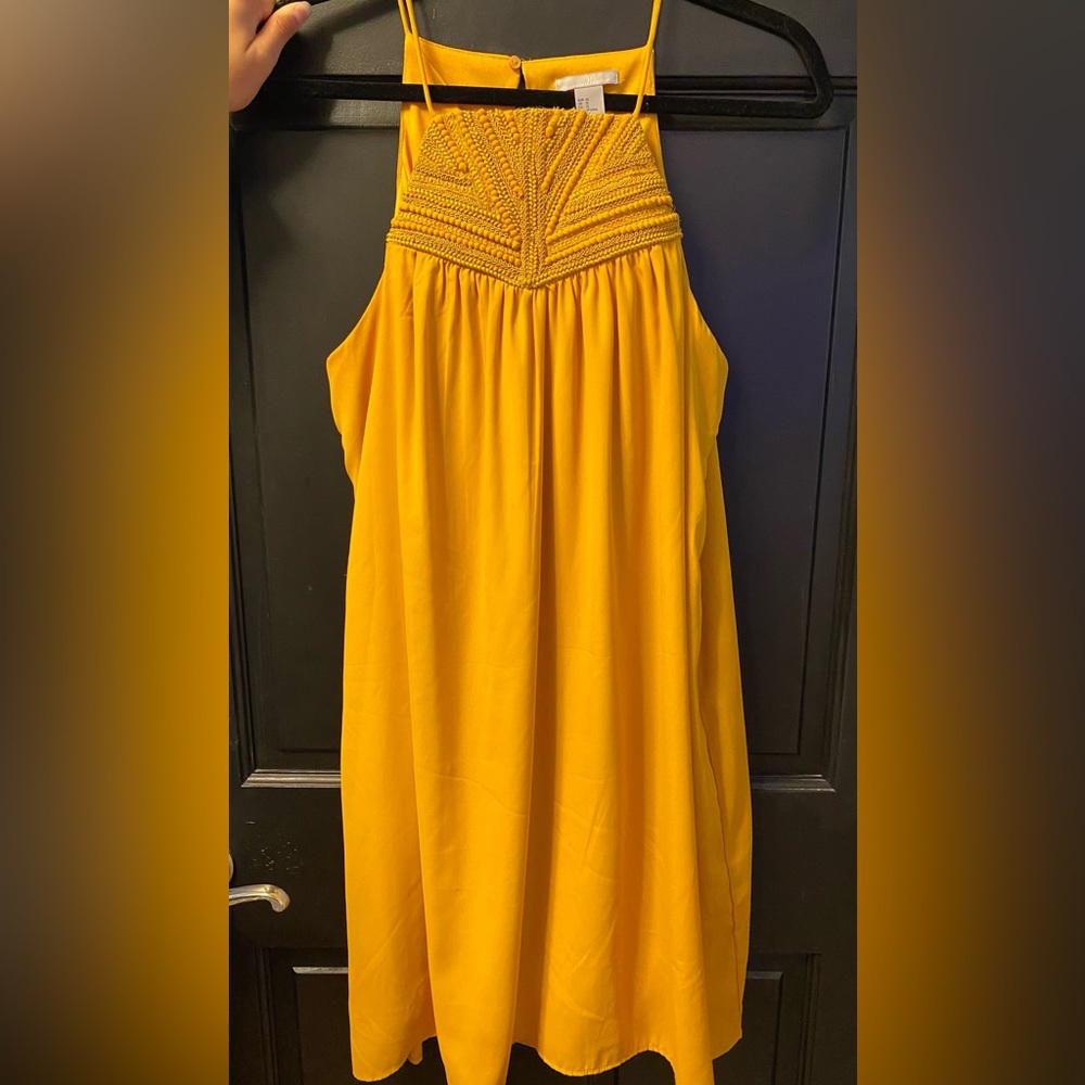 H&M Dress w/front detail Sunset-Color Size 12